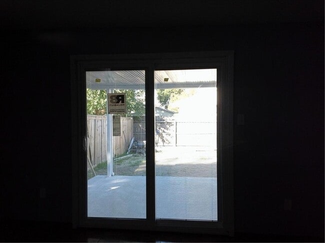Building Photo - 5801 Rosalie Ct