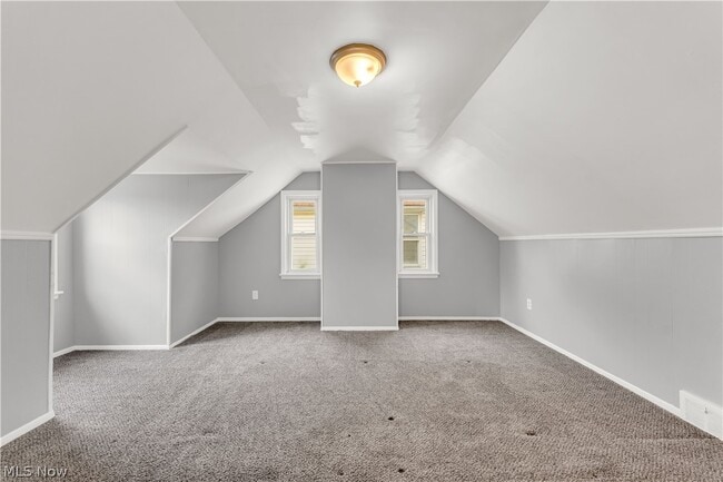 Building Photo - 20751 Goller Ave