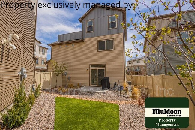 Building Photo - 6020 Callan Dr
