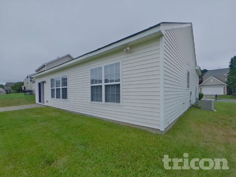 Building Photo - 2104 Gold Nugget Dr