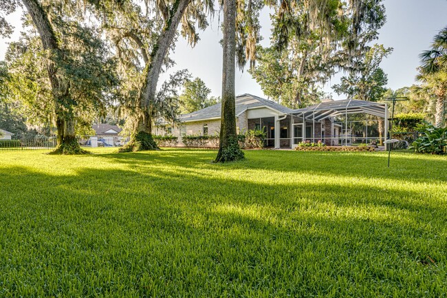 Building Photo - 4/3 Pool Home in Halifax Plantation