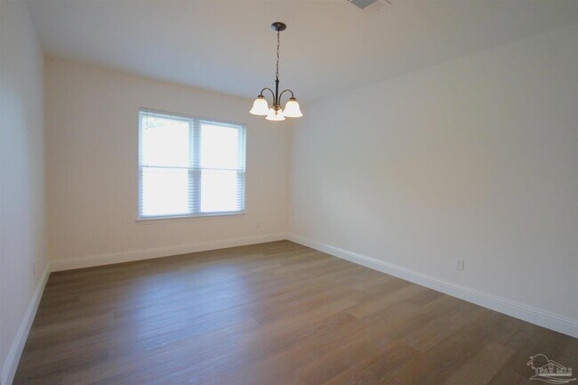Building Photo - 4631 Northpointe Cir