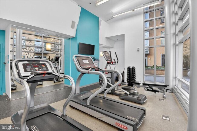 Building Photo - 6506 America Blvd