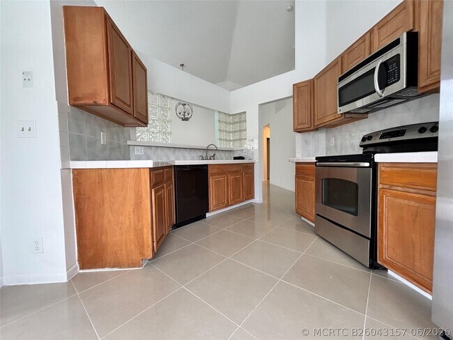 Building Photo - 2990 NW 68th Ave