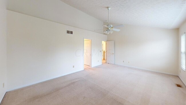 Building Photo - 6498 Ringsend Ct