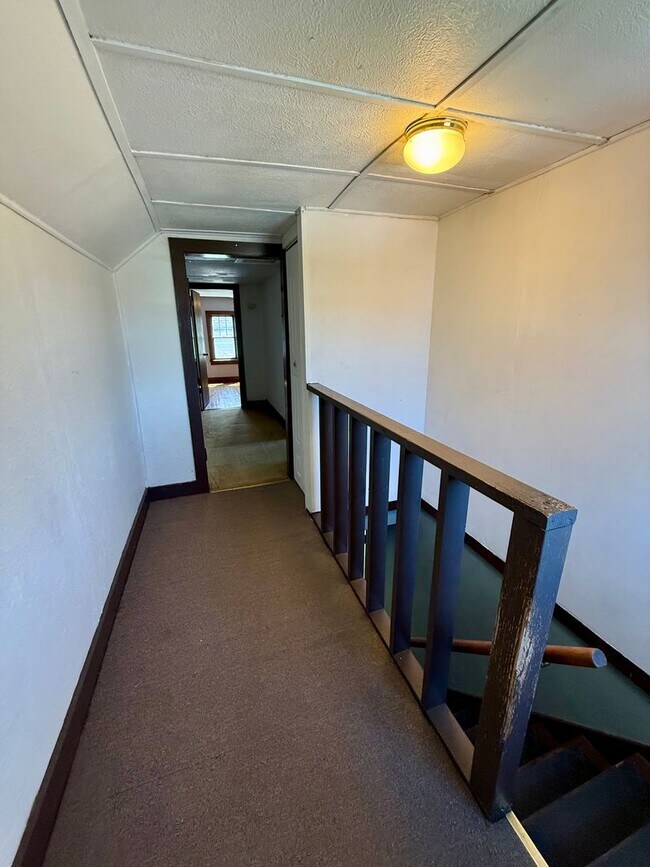 Building Photo - 3 Bed 1 Bath Single Family Home in Wausau ...