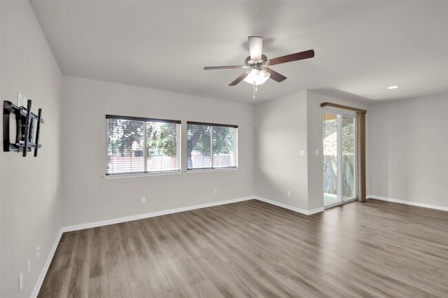 Building Photo - 1829 Chickasaw Run