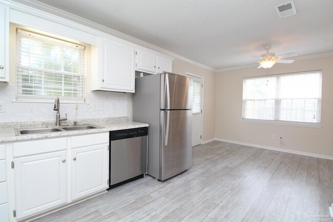 Building Photo - 3214 Clemson Rd