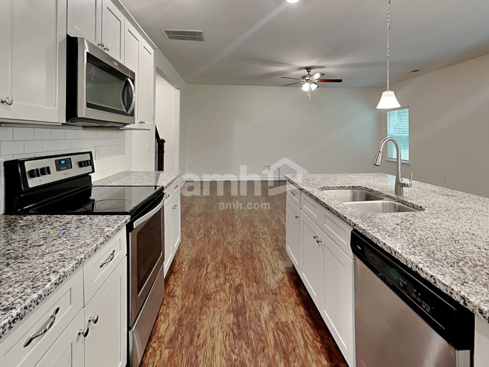 Building Photo - 190 Makenna Dr