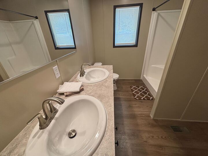 Building Photo - 601 Kathy St