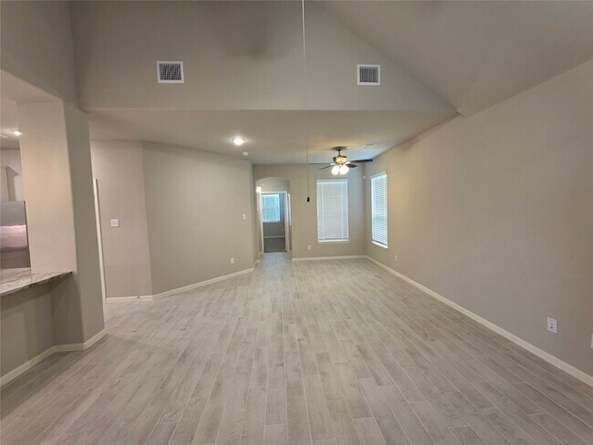 Building Photo - 1417 Sundown Gln Ln