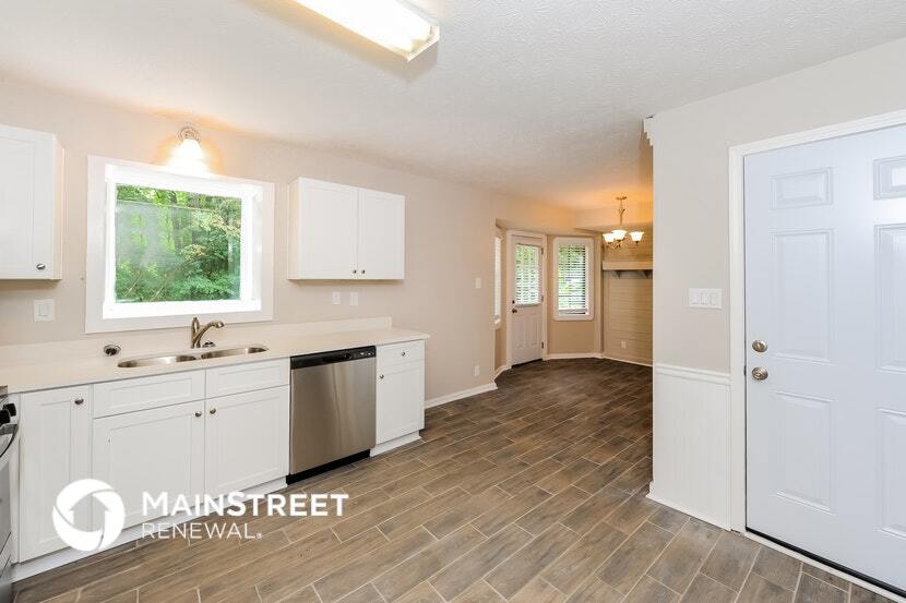 Building Photo - 418 Hearth Pl NW