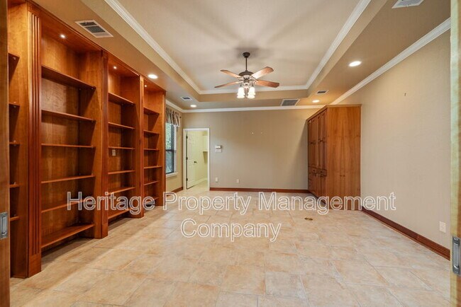 Building Photo - 2162 River Way