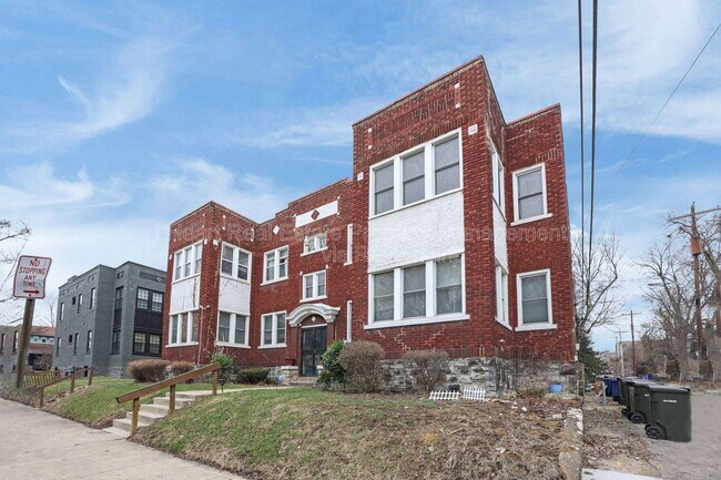 Building Photo - 269 Morrison Ave