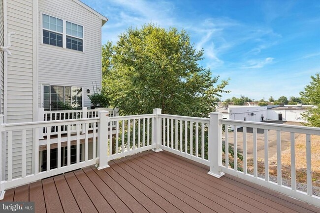 Building Photo - 2254 Matts Way