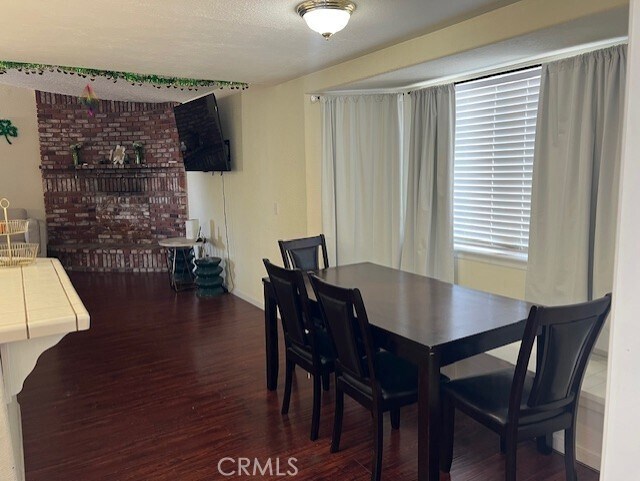 Building Photo - 7653 Phelan Rd