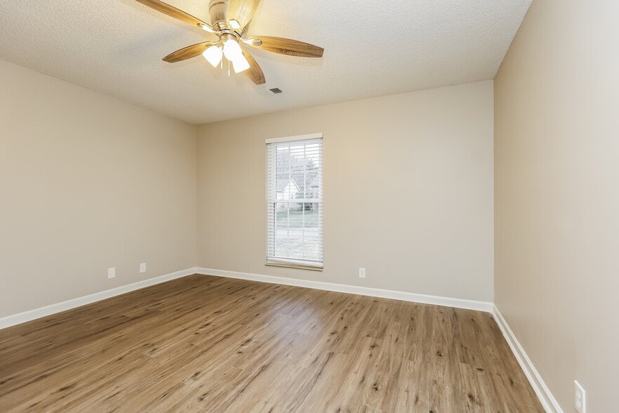 Building Photo - 1533 Market Square