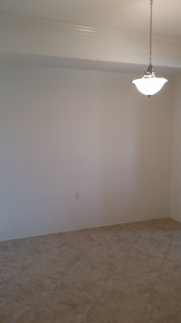 Building Photo - Osprey Cove-Two Bed Two Bath 1st Floor, La...