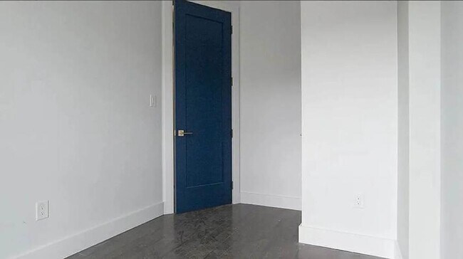 Building Photo - 4 bedroom in BROOKLYN NY 11221