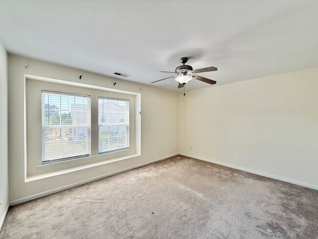 Building Photo - Charming 3BD, 2.5BA Raleigh Home Near Interstates, Shopping, Dining, and Downtown Raleigh