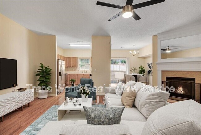 Building Photo - 1102 Pleasant Oaks Ct