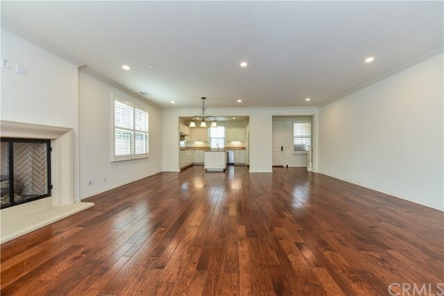 Building Photo - 42 Twin Gables