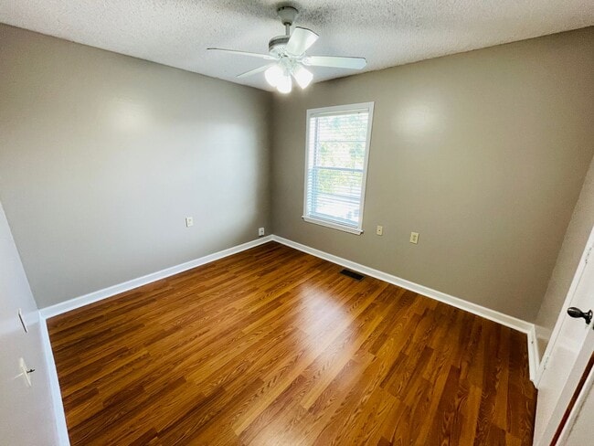 Building Photo - 2BD/2.5BA FOR RENT