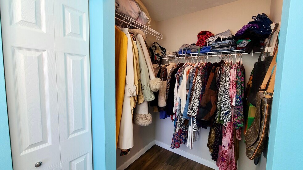 Master Bedroom Walk-in - 1301 Speer Blvd