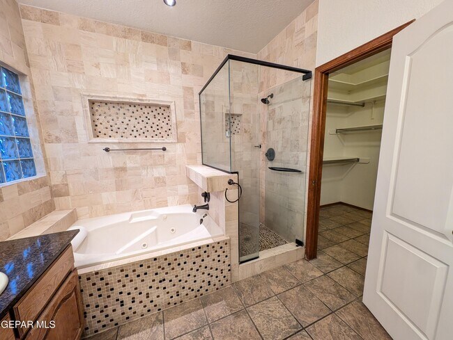 Building Photo - 11820 Pueblo Seguro Way