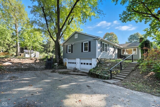 Building Photo - 2922 E Smoky Row