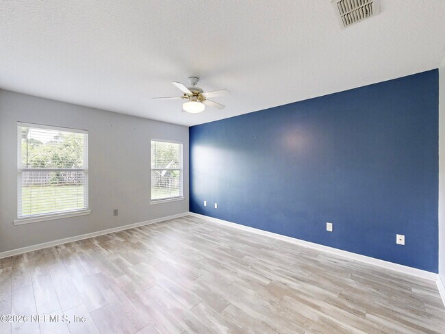 Building Photo - 2084 Frogmore Dr