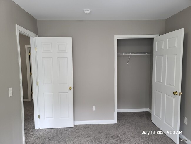 Building Photo - 3 Bedroom Townhouse for Rent in Waynesboro!