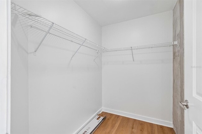 Building Photo - 777 N Ashley Dr