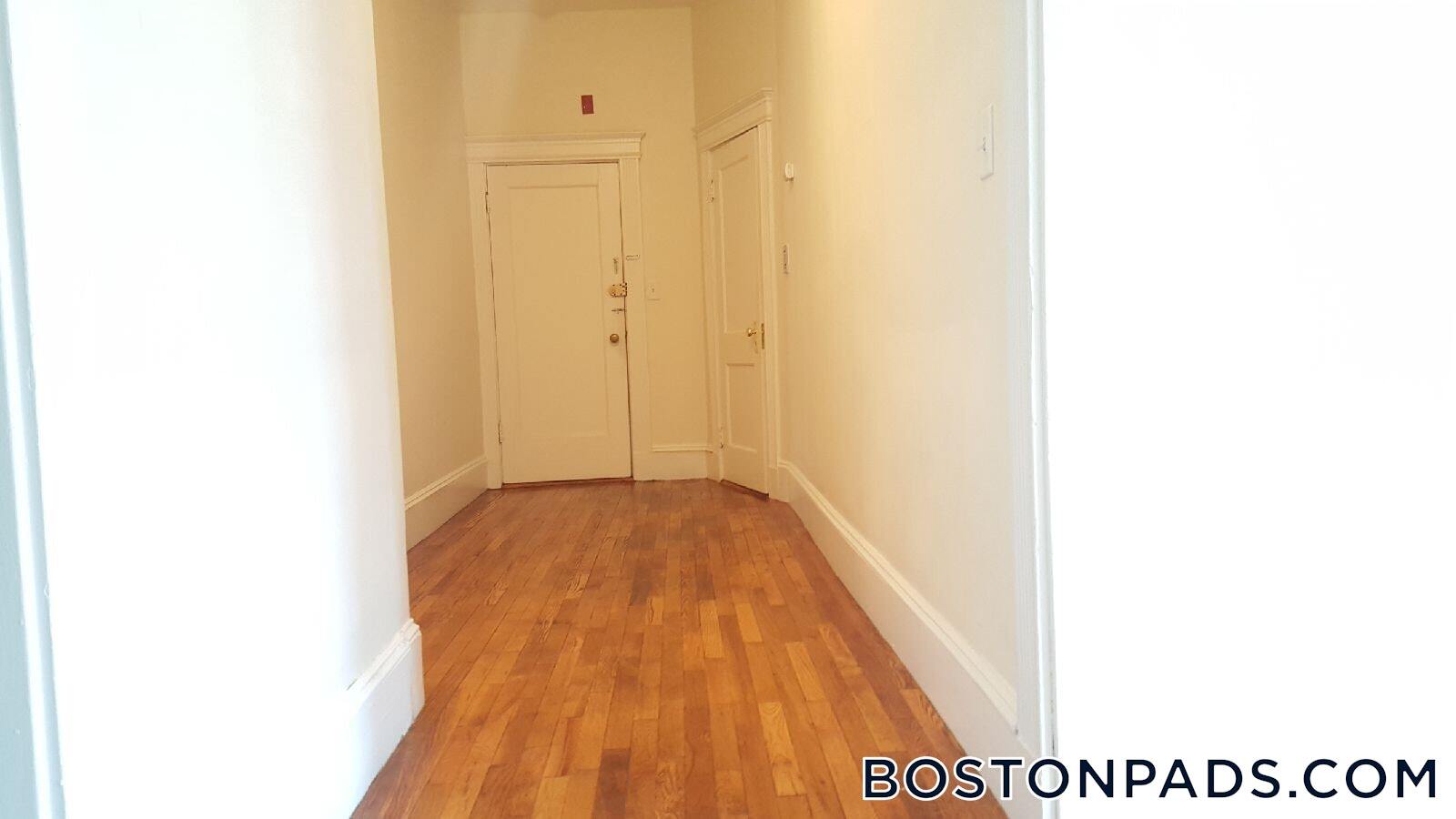 Building Photo - 1334 Commonwealth Avenue