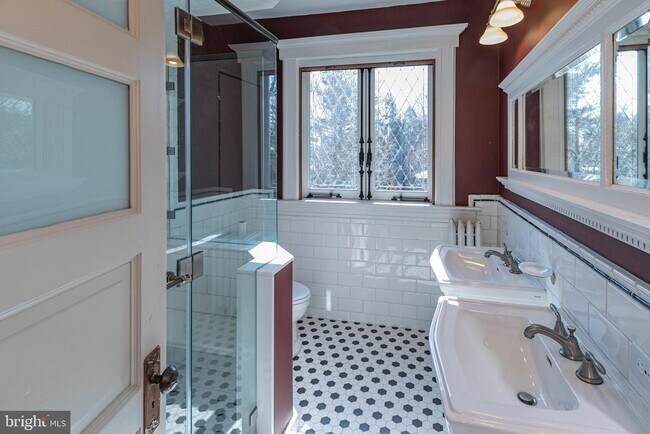 Building Photo - 54 Hodge Rd