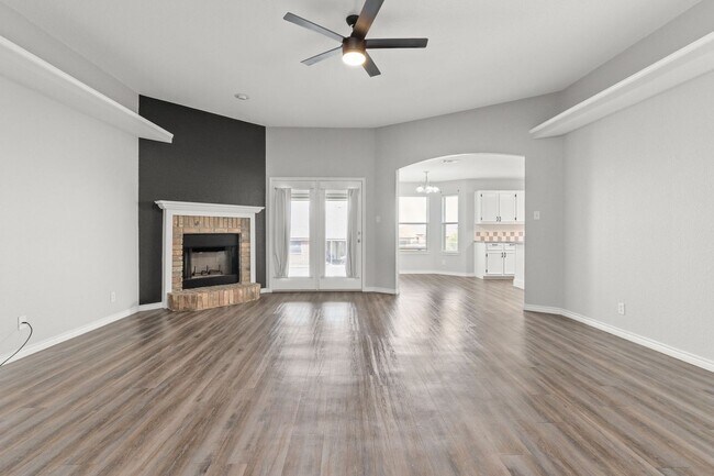 Building Photo - 4305 Maggie Dr