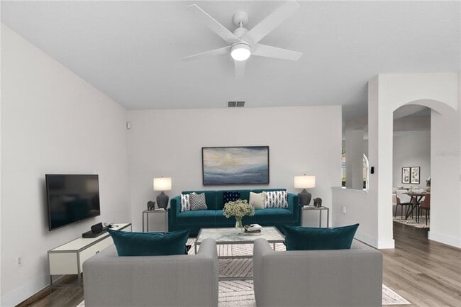 Building Photo - 12917 Grovehurst Ave