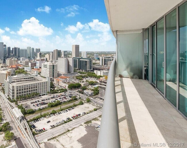 Building Photo - 888 Biscayne Blvd