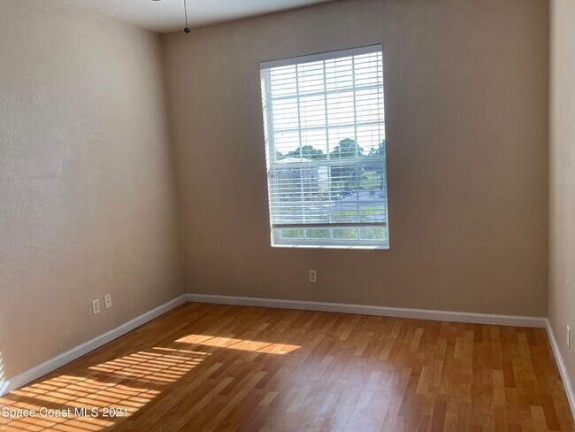 Building Photo - 1626 Peregrine Cir