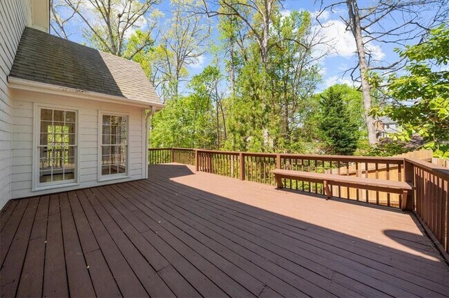 Building Photo - 11215 Highfield Chase Dr