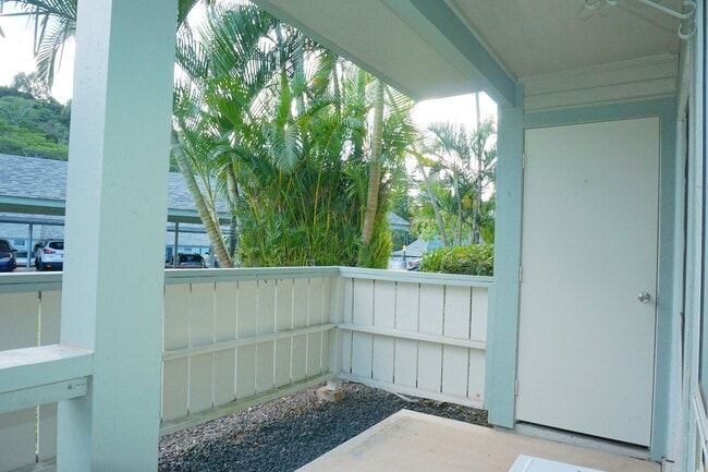 Building Photo - Garden at Launani Valley on Ground Floor w...