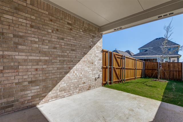 Building Photo - 2708 Gladewater Rd