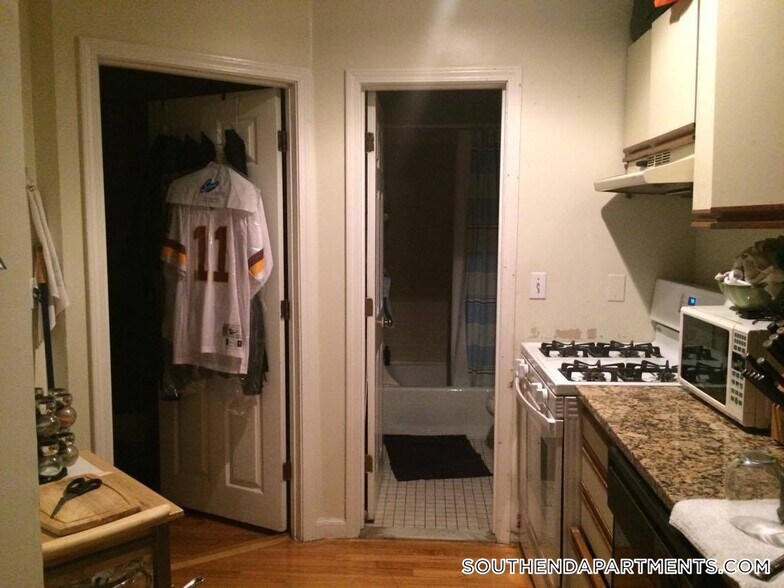 Building Photo - 423 Shawmut Ave