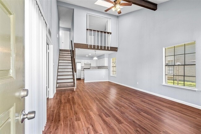 Building Photo - 6239 Ludington Dr