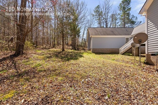 Building Photo - 180 Normandy Rd