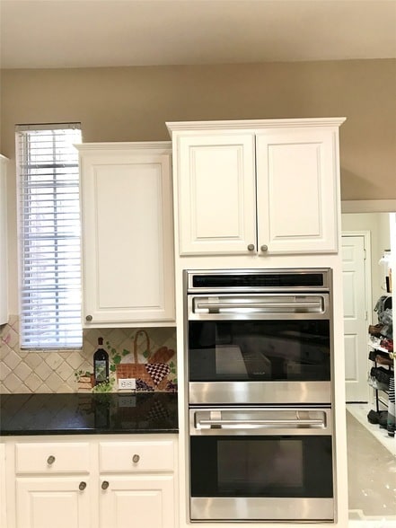 Building Photo - 1327 Barrington Dr