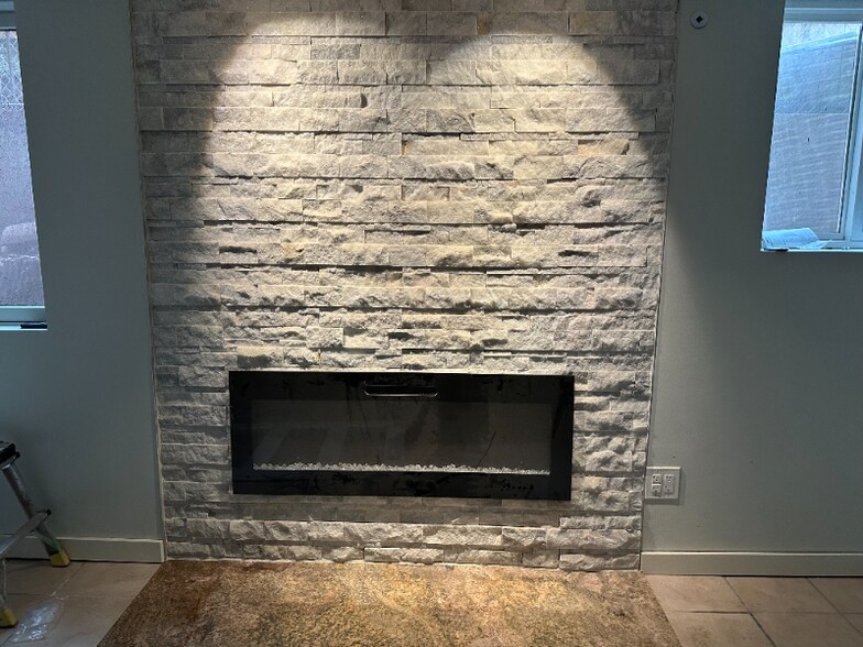 Building Photo - 4247 NE Glisan St