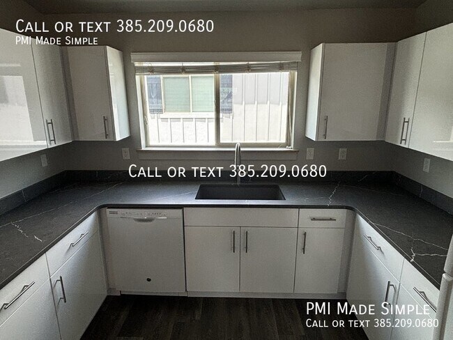 Building Photo - 1700 Sandhill Rd