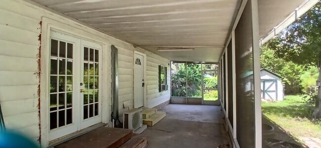 Building Photo - 710 SE 170th Ave