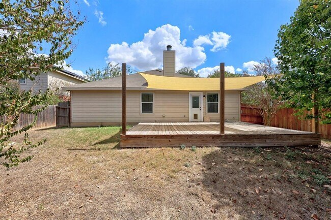 Building Photo - 119 Aguilar Dr